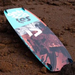 PLANCHE DUOTONE GONZALES 2023 -Équipement D'Eau 3 06 04 2023 09 41 42