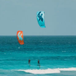 F-One Aile De Kitesurf Fone BREEZE V3 Glacier/Abyss