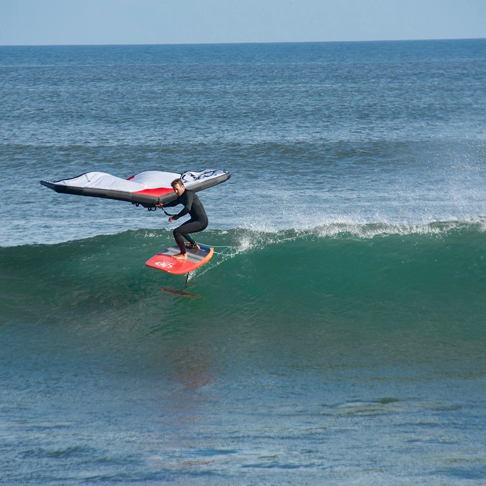 PLANCHE DE WINGFOIL/SUP FOIL SLINGSHOT SHRED SLED 7.0 1 PLANCHE DE WINGFOIL/SUP FOIL SLINGSHOT SHRED SLED 7.0