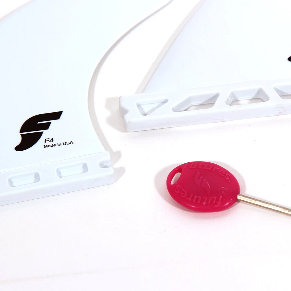 AILERONS SURF FUTURES FINS F4 THERMOTECH SMALL BLANC SET DE 3 1 AILERONS SURF FUTURES FINS F4 THERMOTECH SMALL BLANC SET DE 3