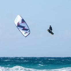 AILE DE KITESURF ELEVEIGHT 24 RS V7 BLANC -Équipement D'Eau rs blanc 11 14 03 2023 14 57 27