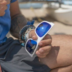 LUNETTES DE SOLEIL VERRE POLARISÉ POUR HOMME CREW IRISCO BLANC -Équipement D'Eau sans titre 1 28 07 2022 11 22 56