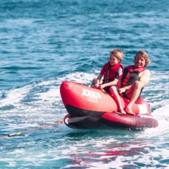 BOUEE TRACTEE BANANE ROUGE CHASER JOBE 2 PERSONNES -Équipement D'Eau sans titre 37 24 12 2019 14 23 22