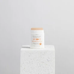 STICK SOLAIRE EQ BEIGE -Équipement D'Eau stick solaire beige spf50 16 11 2020 17 05 48